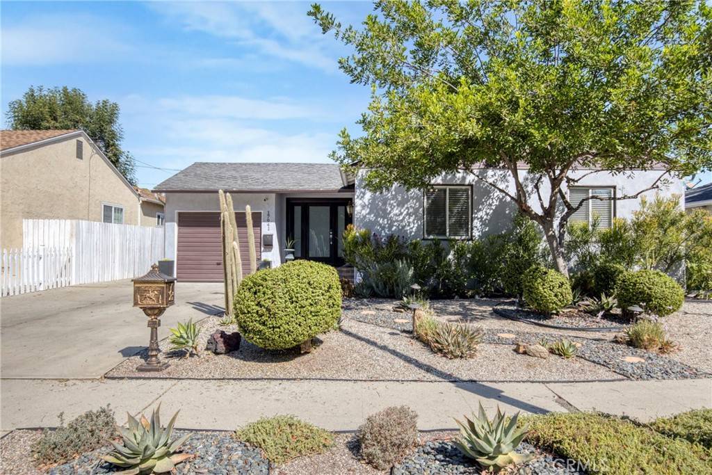 Encino, CA 91316,17941 Emelita ST