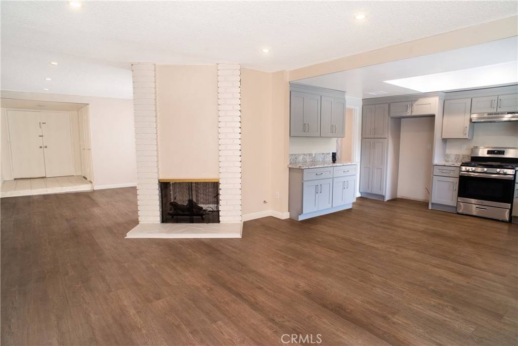 Winnetka, CA 91306,8556 Kelvin AVE