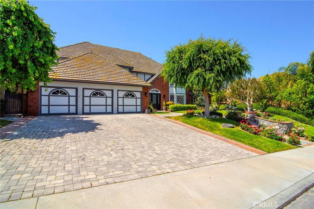 Agoura Hills, CA 91301,29360 Castlehill DR