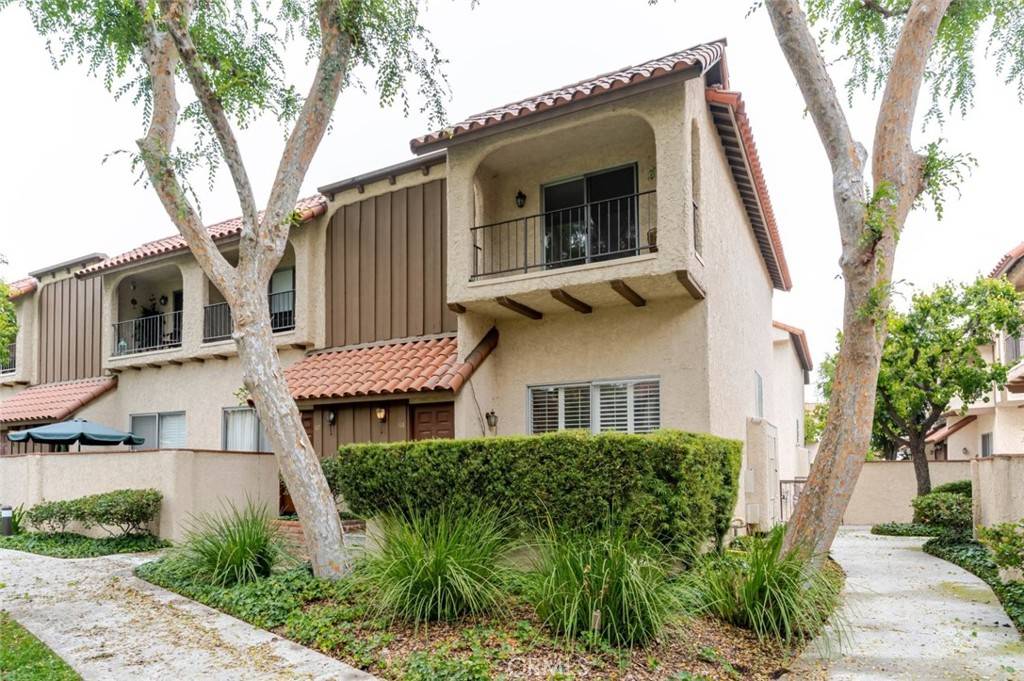 Reseda, CA 91335,19545 Sherman WAY #66