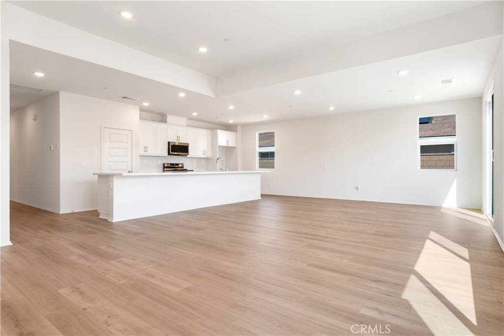 Victorville, CA 92392,13743 Mesa View DR