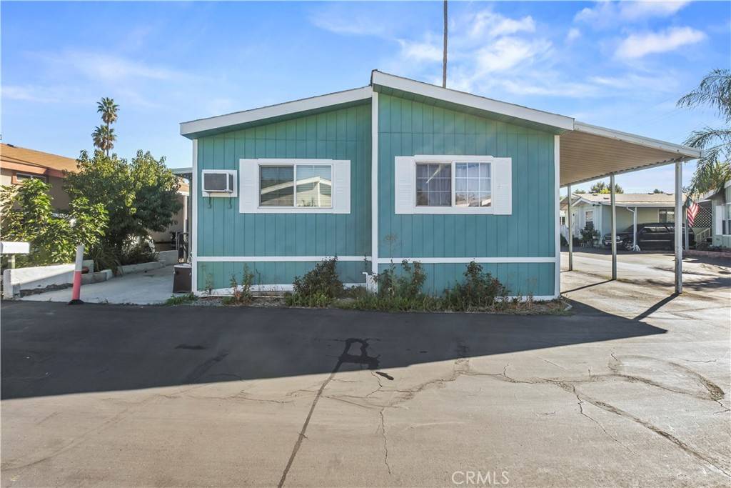 Canyon Country, CA 91351,20401 Soledad Canyon RD #129