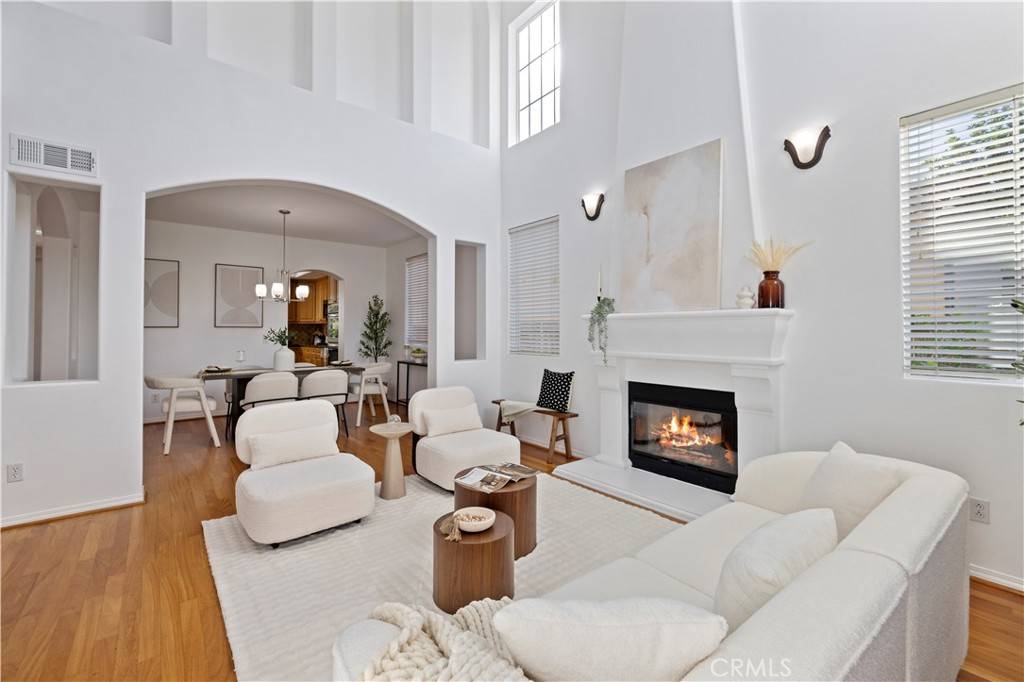 Encino, CA 91316,6324 Newcastle Ave