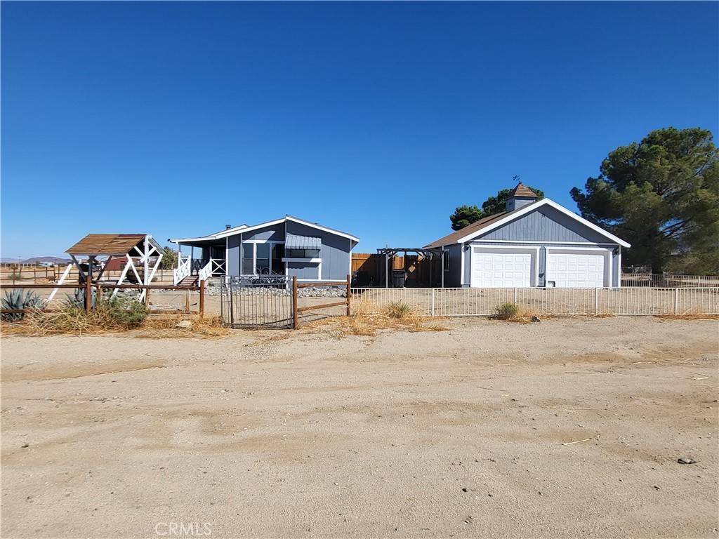 Llano, CA 93544,33391 165th E