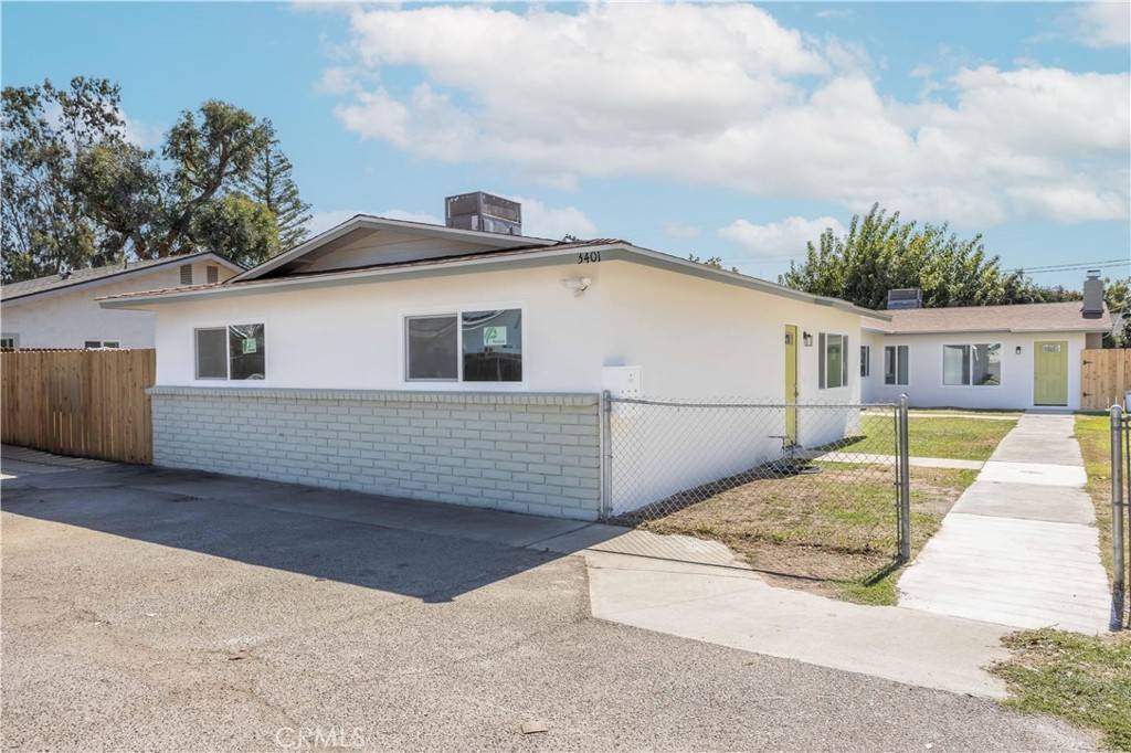 Bakersfield, CA 93309,3401 Squire LN