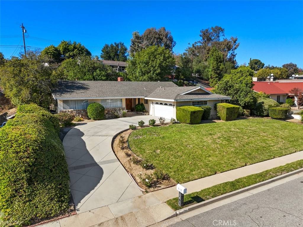 Thousand Oaks, CA 91360,615 Camino Verde