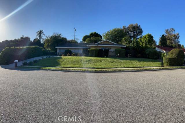 Thousand Oaks, CA 91360,615 Camino Verde