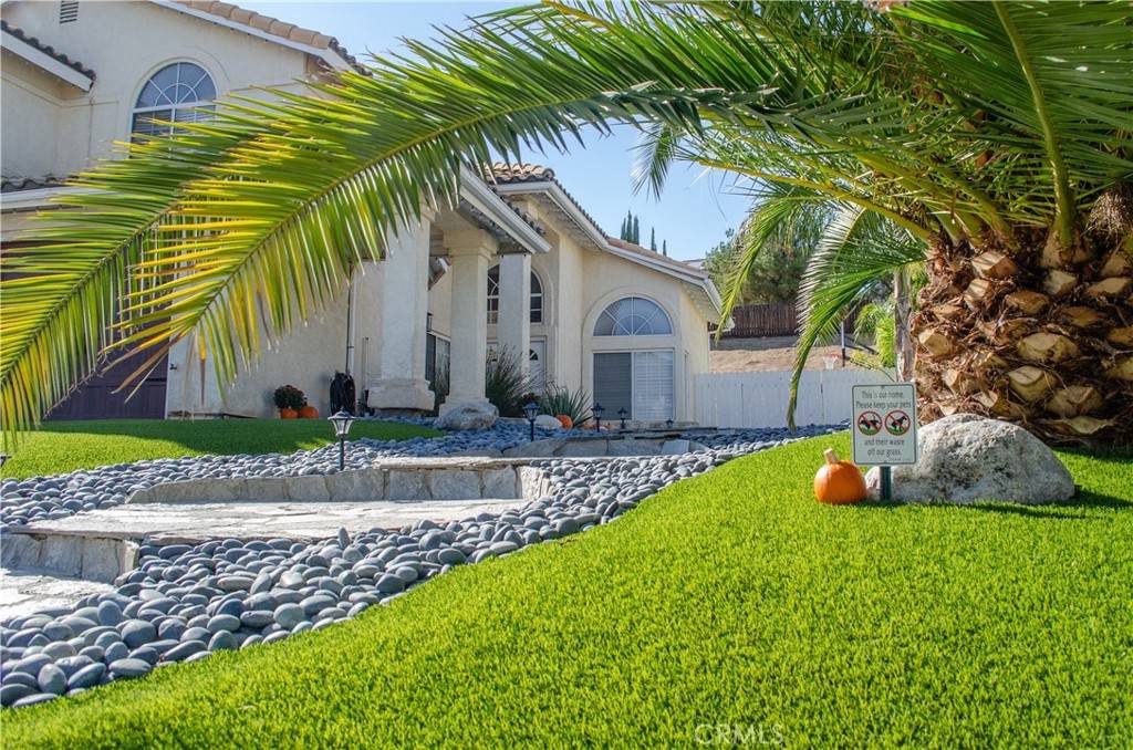 Castaic, CA 91384,27625 Moonlight PL