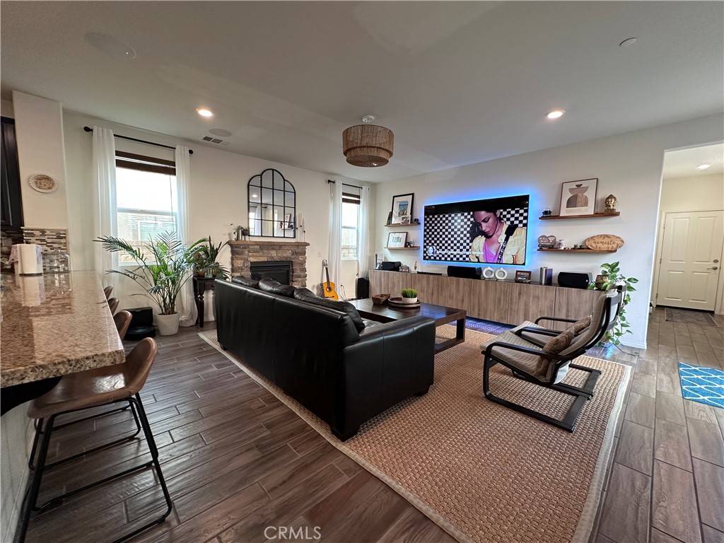 Valencia, CA 91354,28673 Parkside