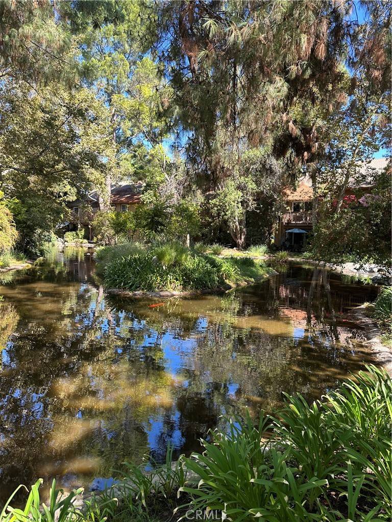 Canoga Park, CA 91303,7050 Shoup