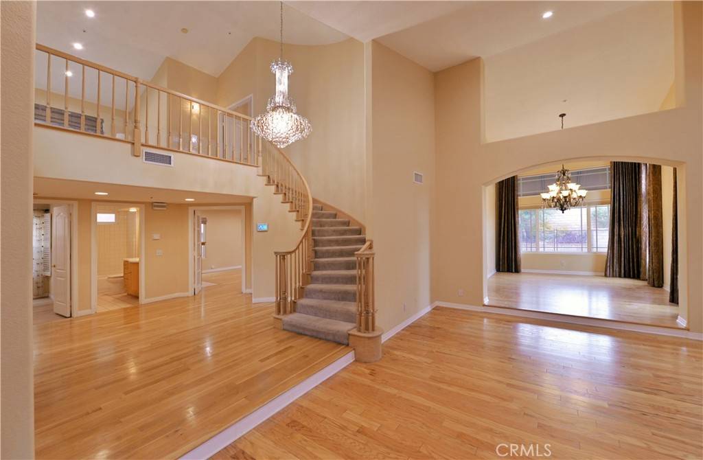 Agoura, CA 91301,5666 Silver Valley