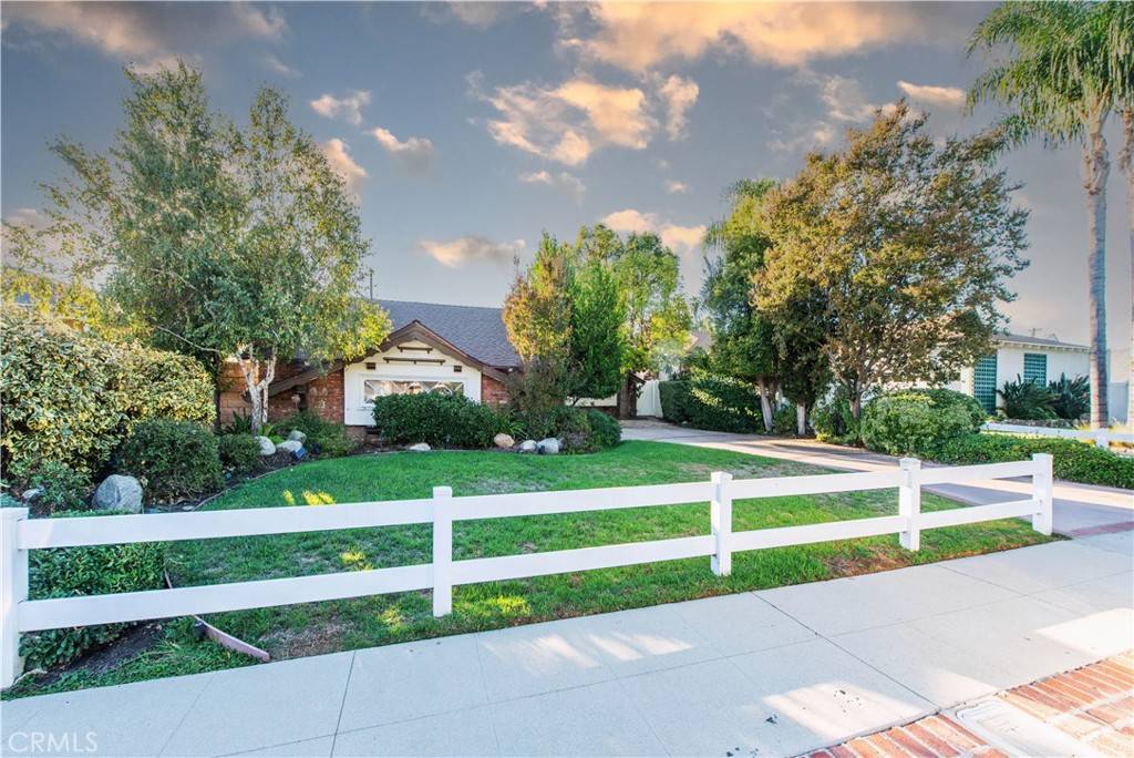 Northridge, CA 91324,8529 Tunney
