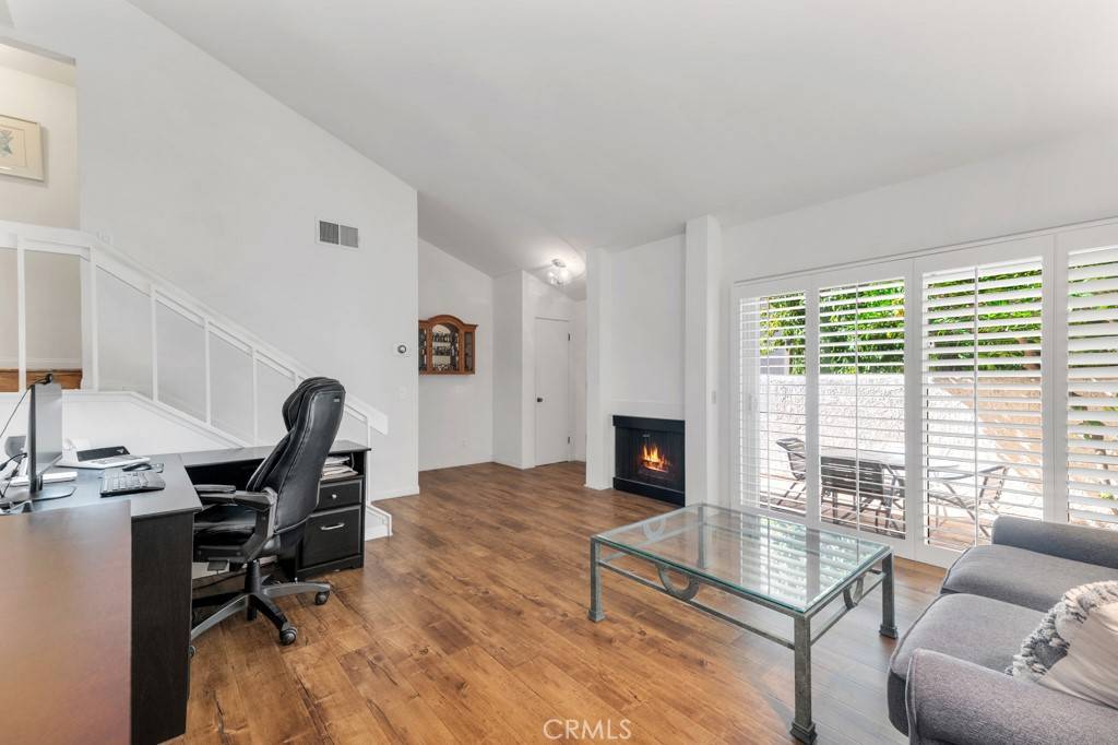 Woodland Hills, CA 91367,6226 Nita AVE