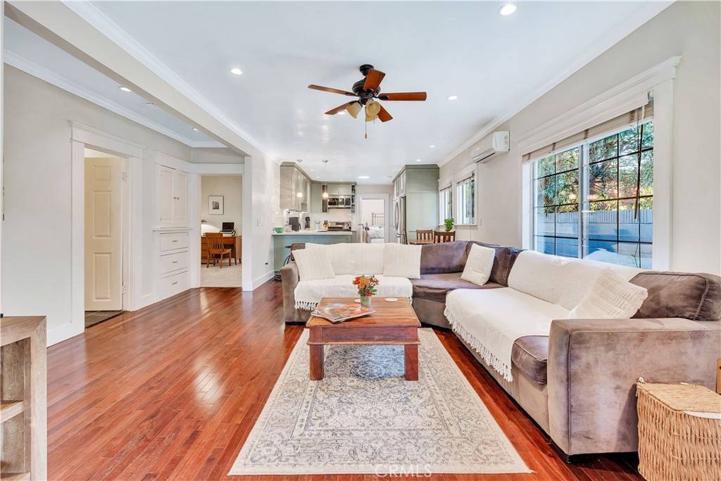 Los Angeles, CA 90019,4562 Lomita