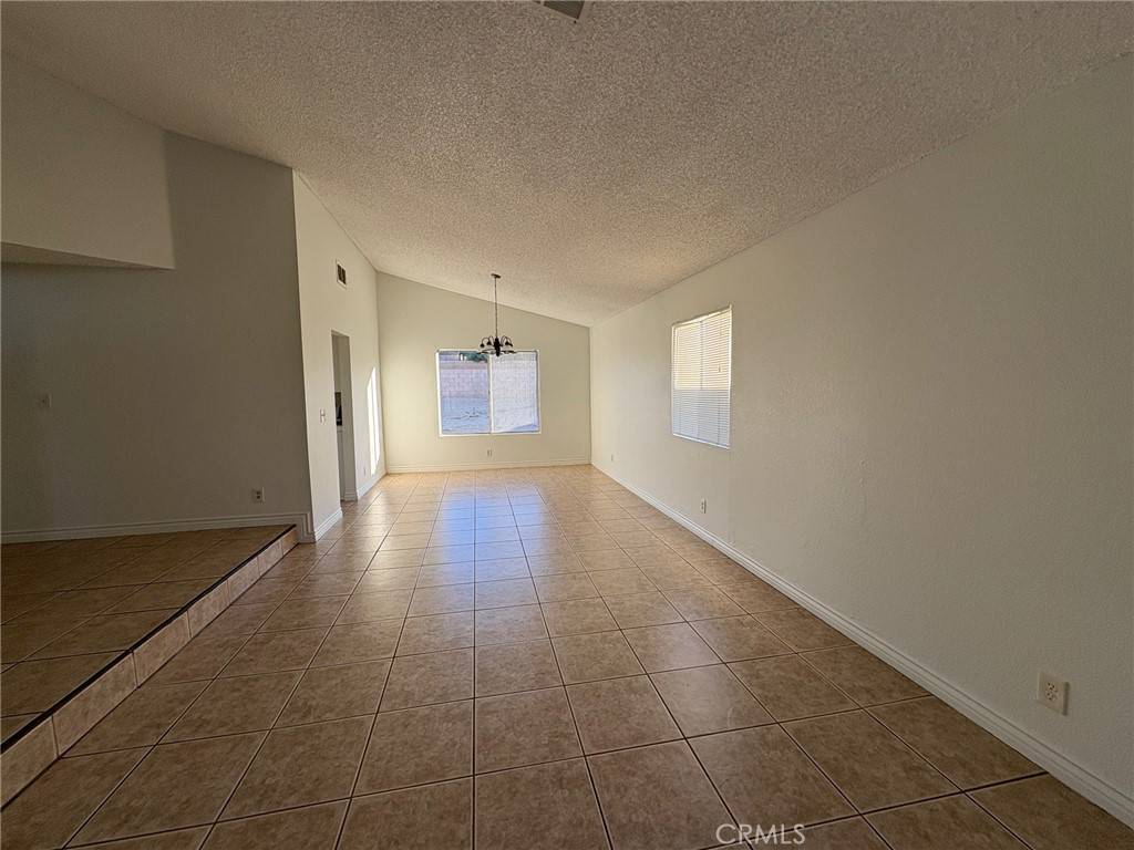 Palmdale, CA 93552,4622 Moonraker