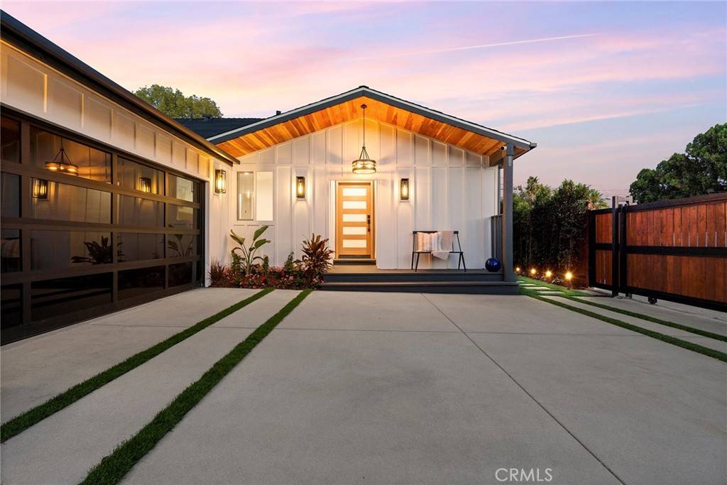 Sherman Oaks, CA 91411,5802 Norwich AVE
