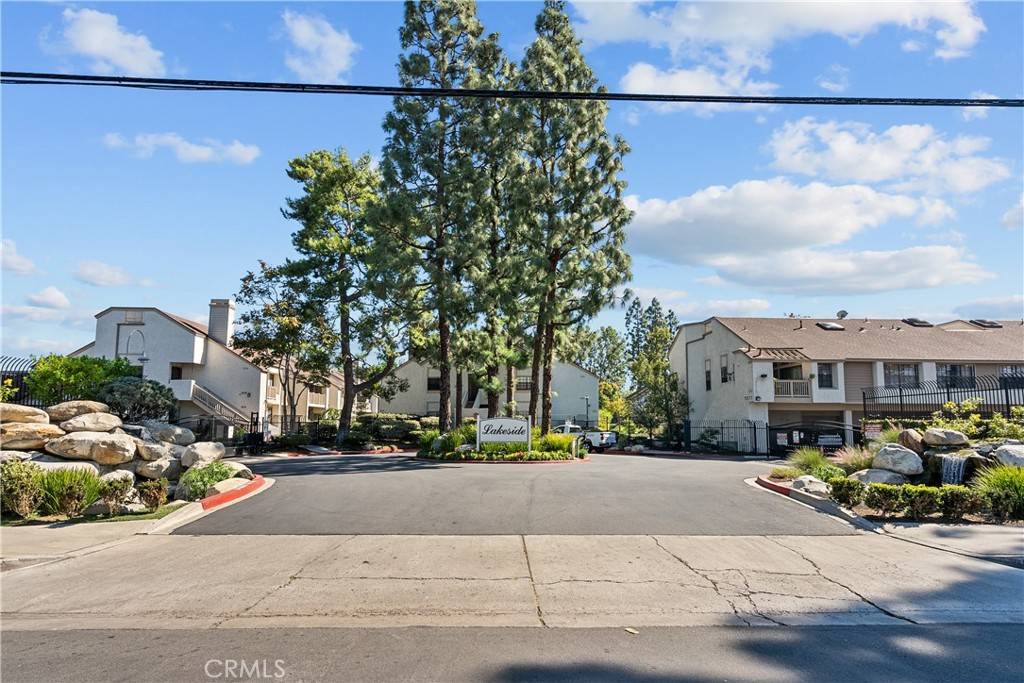Garden Grove, CA 92840,10521 Lakeside DR S #I