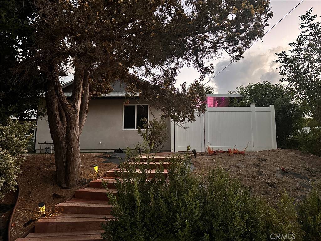 West Hills, CA 91307,7069 Deveron Ridge RD