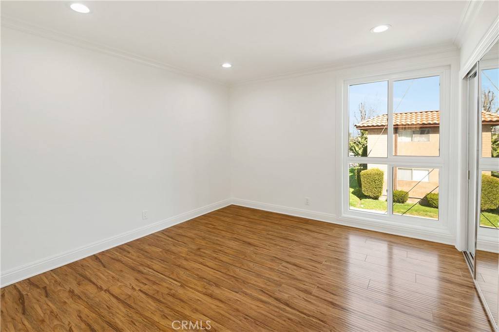 North Hollywood, CA 91606,6160 Whitsett AVE #6