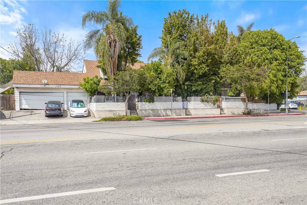 North Hollywood, CA 91601,11667 Burbank