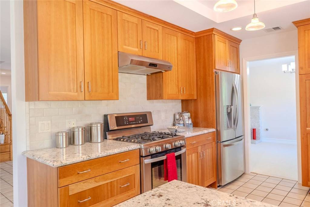 Thousand Oaks, CA 91320,254 Greenmeadow DR