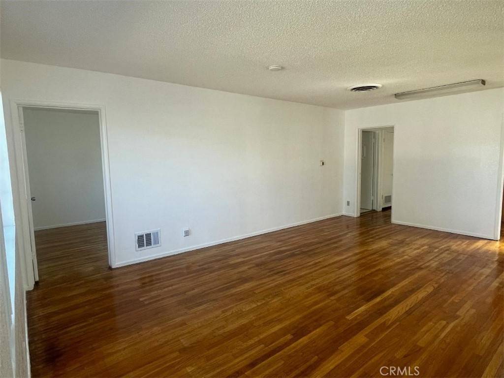 Winnetka, CA 91306,20514 Gault ST