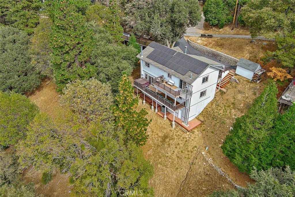 Crestline, CA 92325,152 Pine Ridge RD