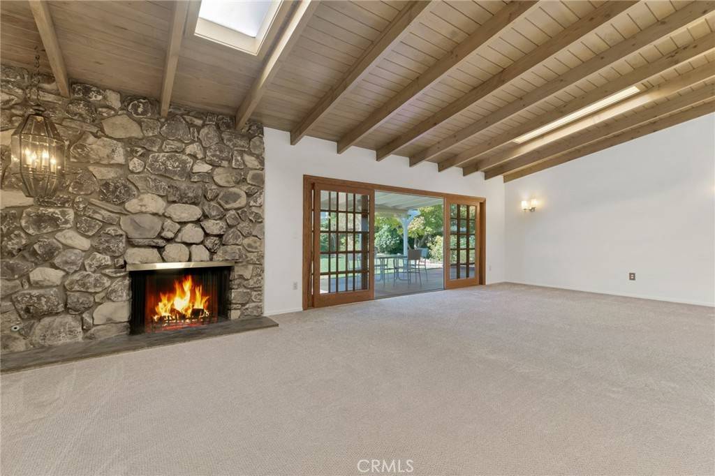 Woodland Hills, CA 91364,4851 Abbeyville