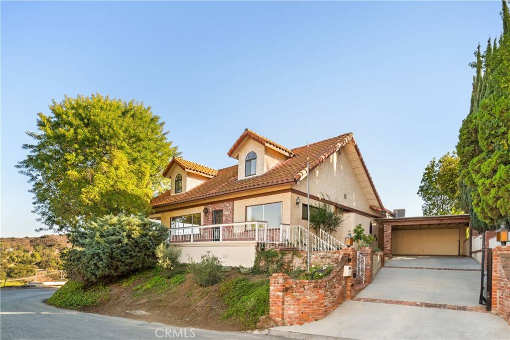 Woodland Hills, CA 91364,21500 Arcos DR