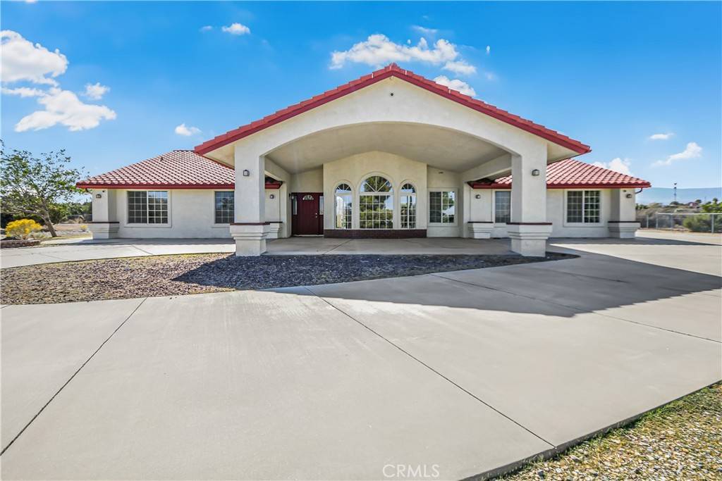 Phelan, CA 92371,9076 Shasta