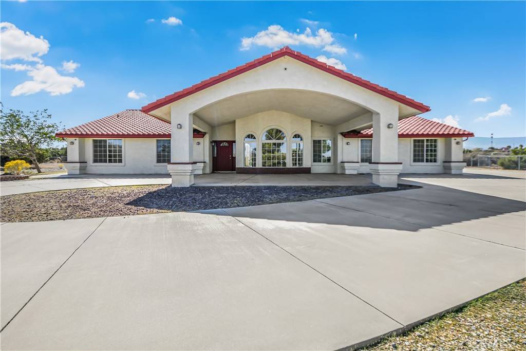 Phelan, CA 92371,9076 Shasta