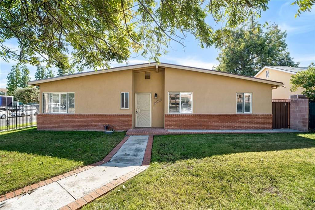 Winnetka, CA 91306,20300 Sherman WAY