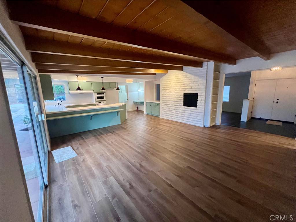 Thousand Oaks, CA 91360,771 Calle Pecos