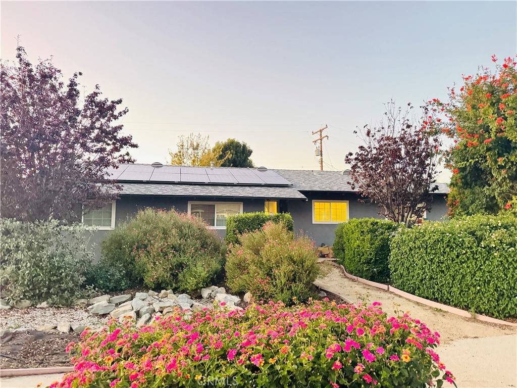 Simi Valley, CA 93063,1675 Barnes