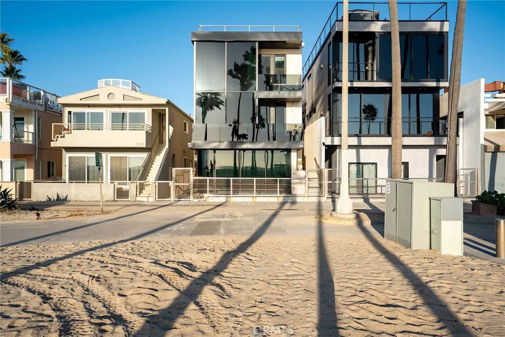 Venice, CA 90291,3009 Ocean Front WALK