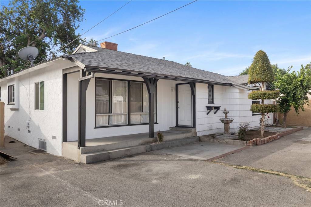 Panorama City, CA 91402,14724 Strathern st