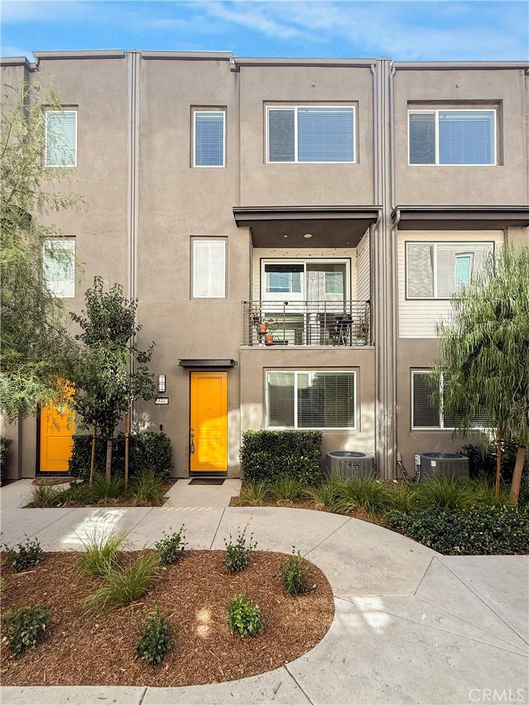 Northridge, CA 91325,18447 W Mural