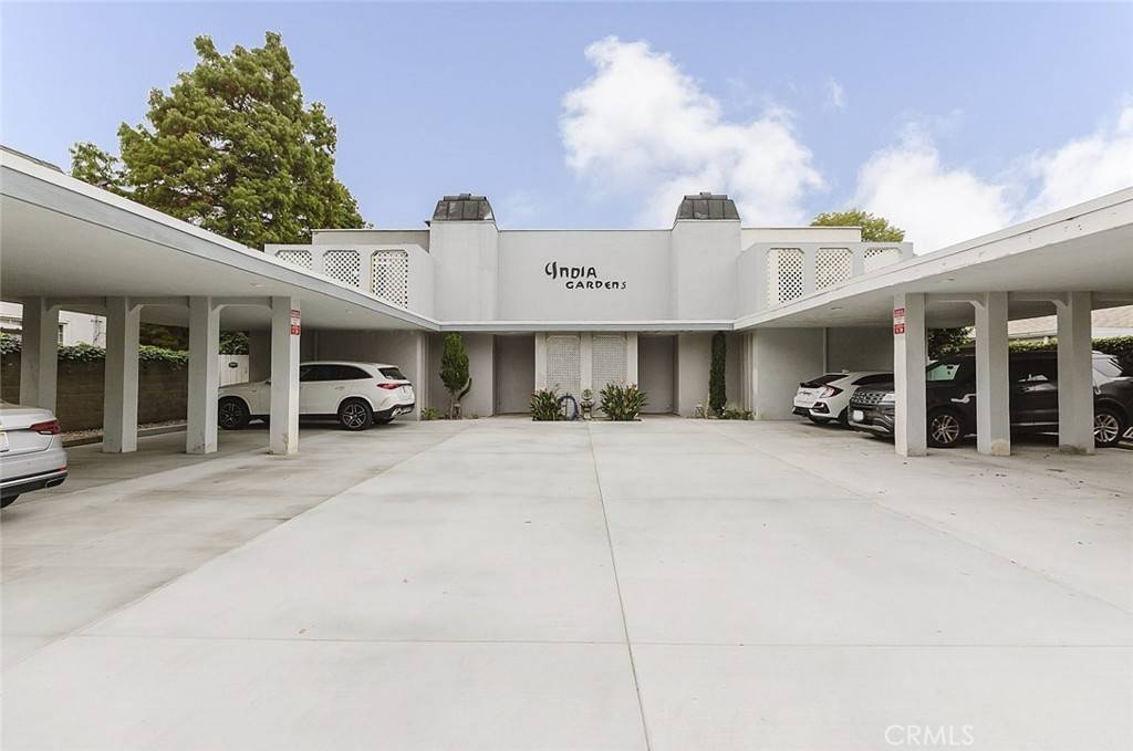 Pasadena, CA 91107,432 S Sierra Madre BLVD #8