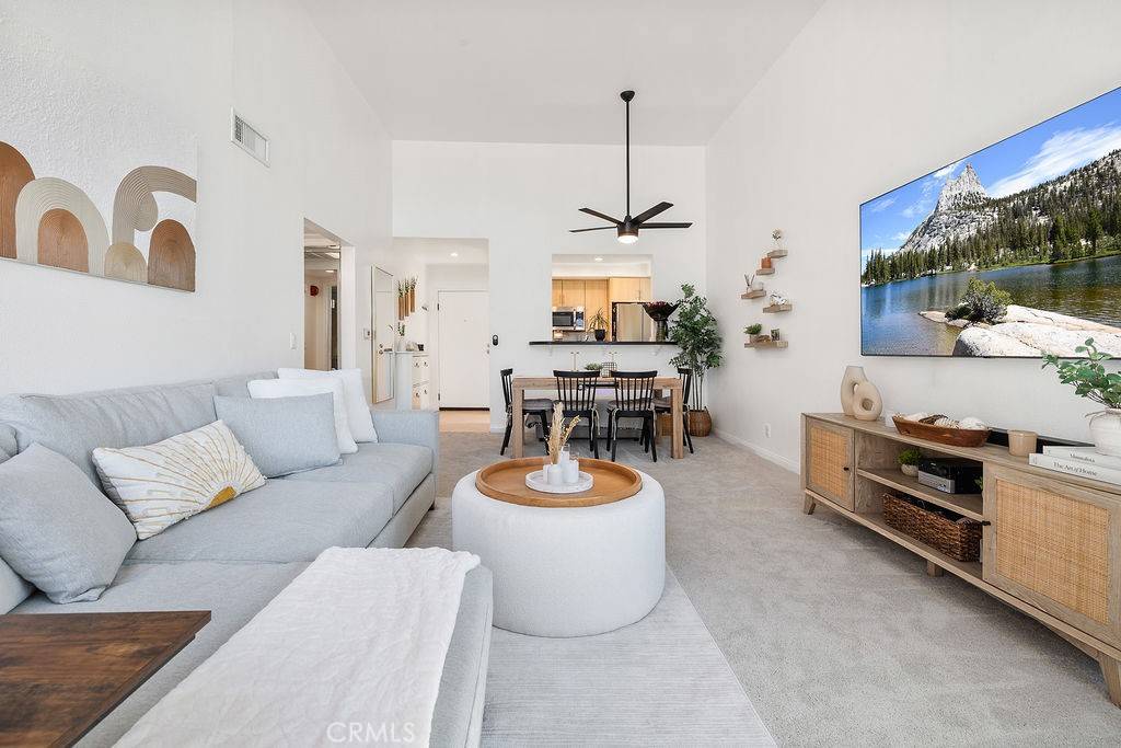 Canoga Park, CA 91304,7826 Topanga Canyon BLVD #301