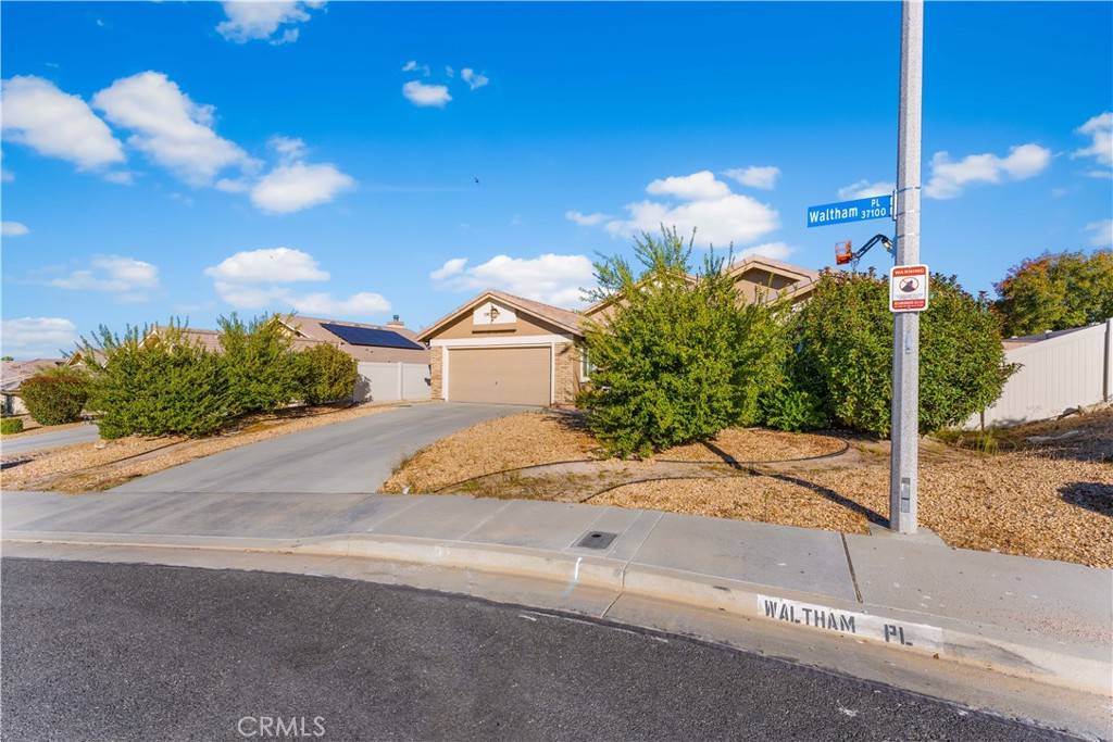 Palmdale, CA 93550,37068 Waltham PL