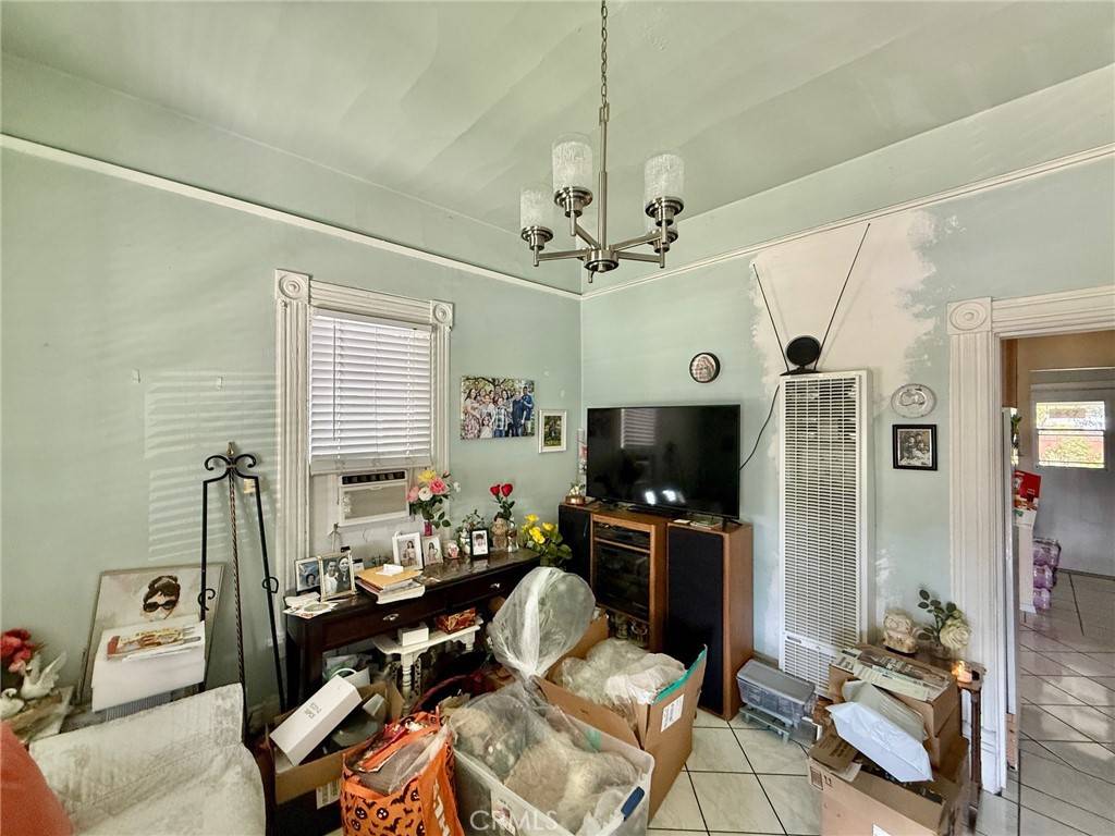 Pomona, CA 91768,547 Texas