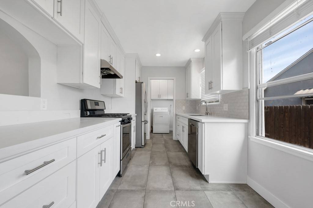 Reseda, CA 91335,18350 Lorne ST