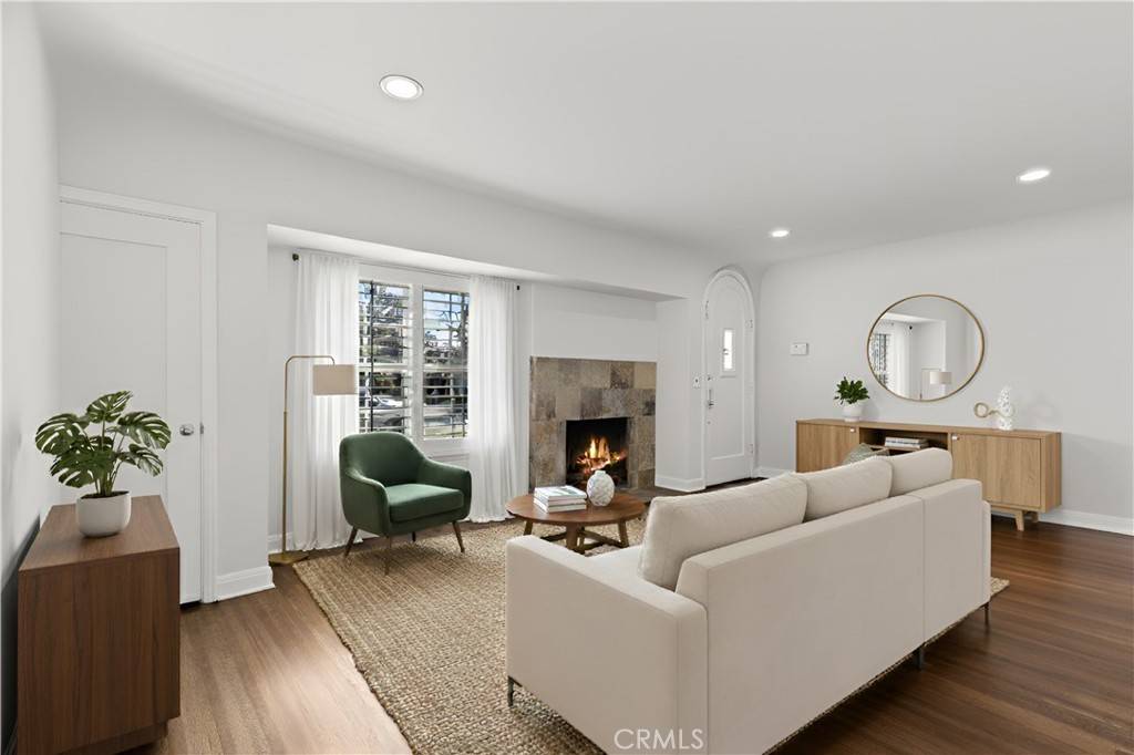 North Hollywood, CA 91602,11147 Hortense ST