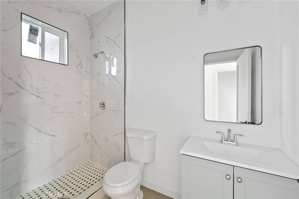 Northridge, CA 91324,8512 Wilbur Ave