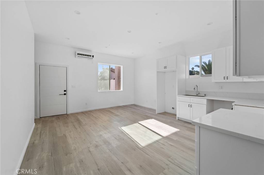 Northridge, CA 91324,8512 Wilbur Ave