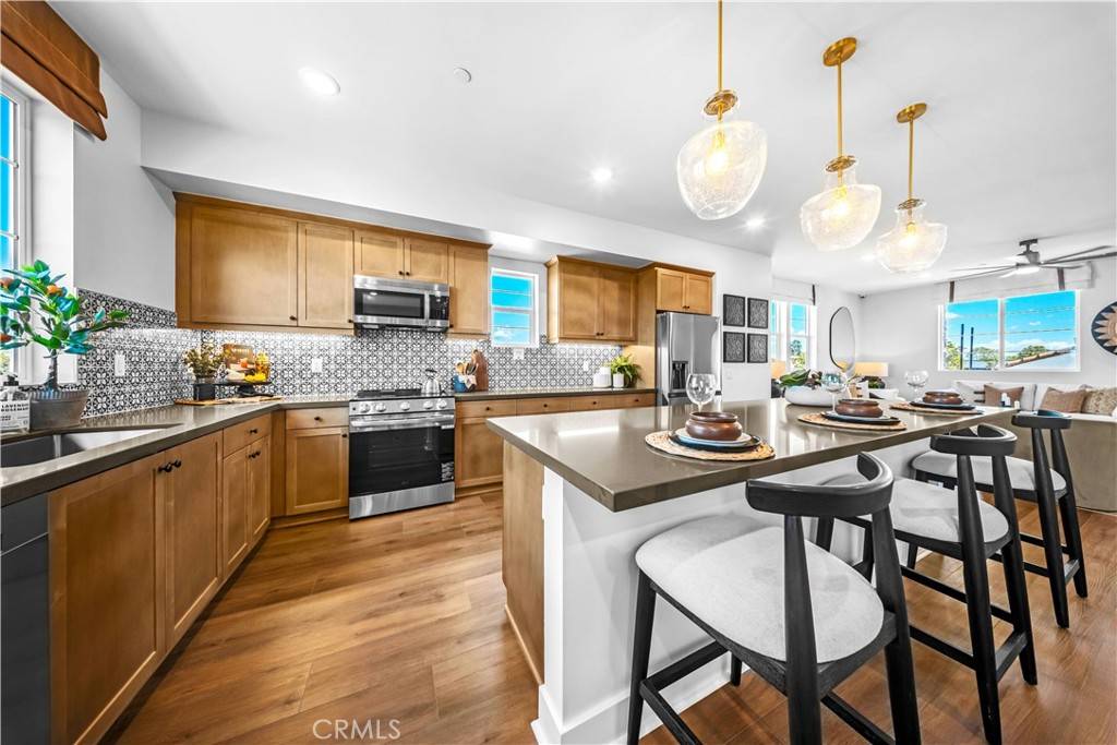 Camarillo, CA 93012,2861 Via Descanso