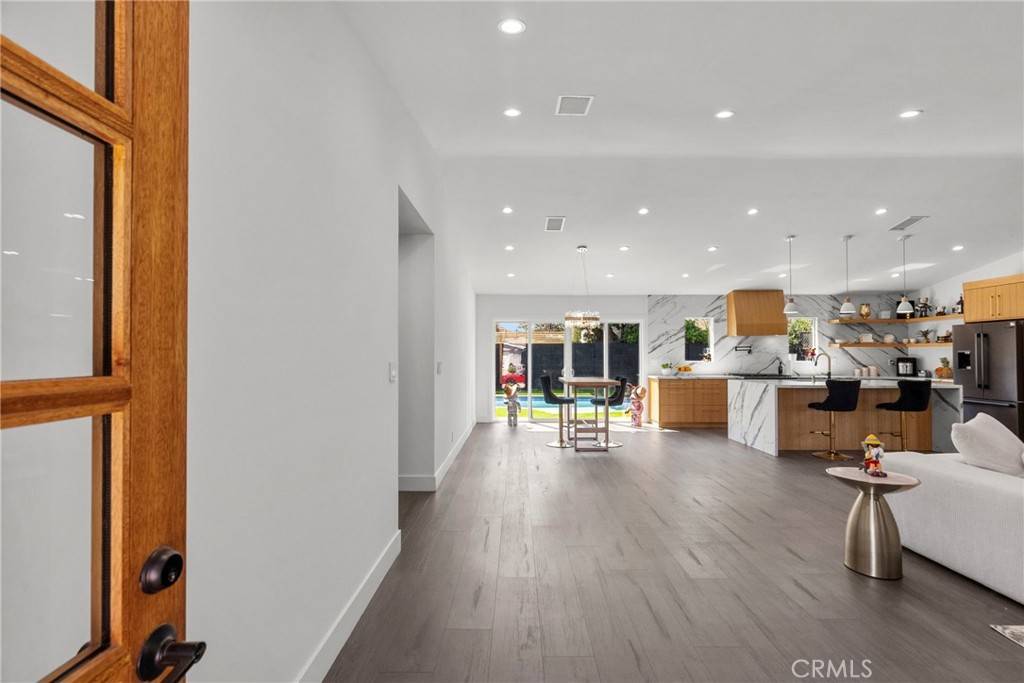 Simi Valley, CA 93063,2282 Brentwood ST