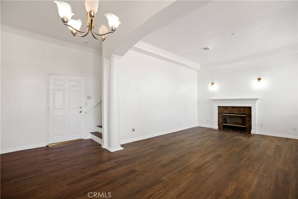 Arcadia, CA 91006,215 S 5th #A