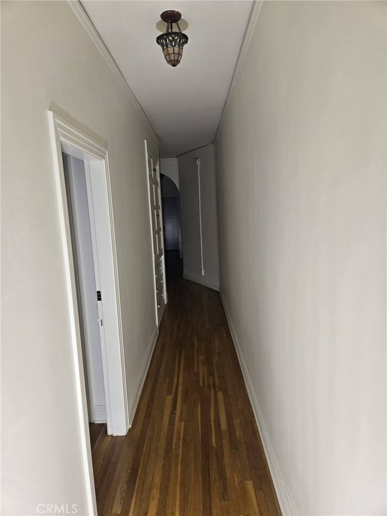 Hollywood, CA 90027,1731 Winona