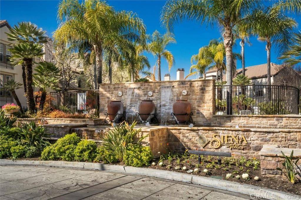 Valencia, CA 91355,24115 Del Monte DR #75